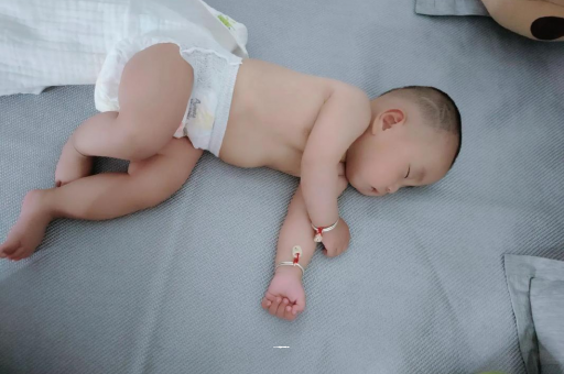 鄄城三个月宝宝身高体重